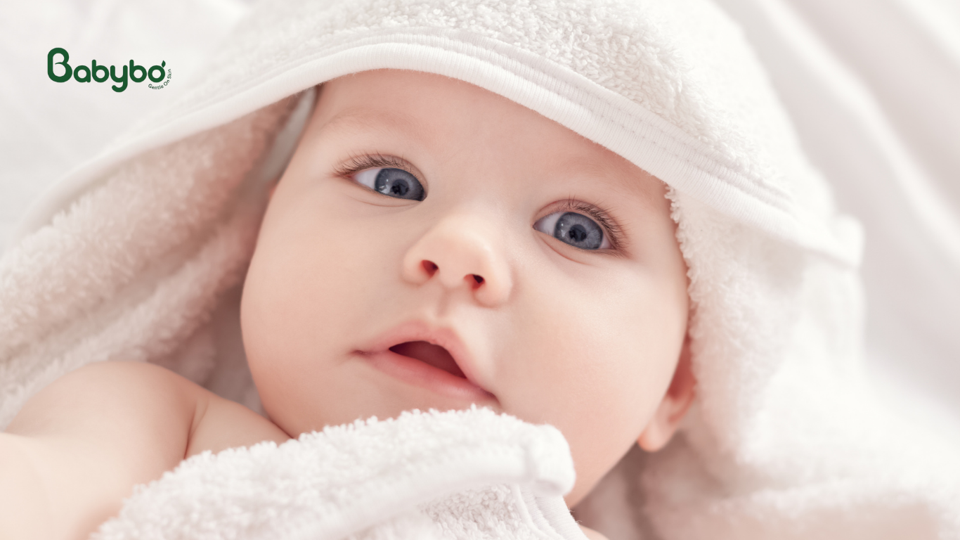 Làn da non nớt của bé cần được chăm sóc dịu nhẹ và bảo vệ đúng cách ngay từ những năm tháng đầu đời.